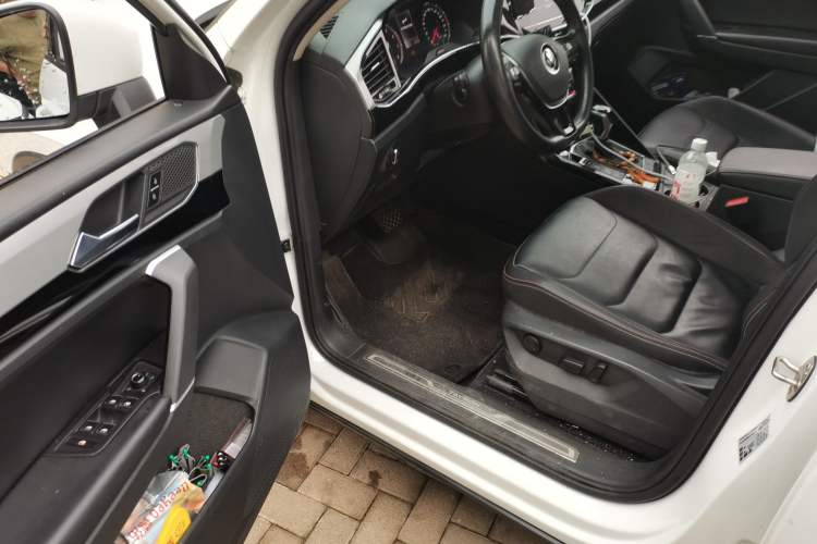 Used Volkswagen Tayron 2020 330TSI Two-Wheel Drive Luxury Smart Connectivity Version Driver Seat