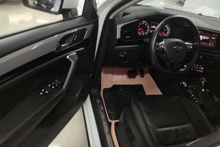 Used Volkswagen Tayron 2020 280TSI Two-Wheel Drive Luxury Connect Edition Driver Seat