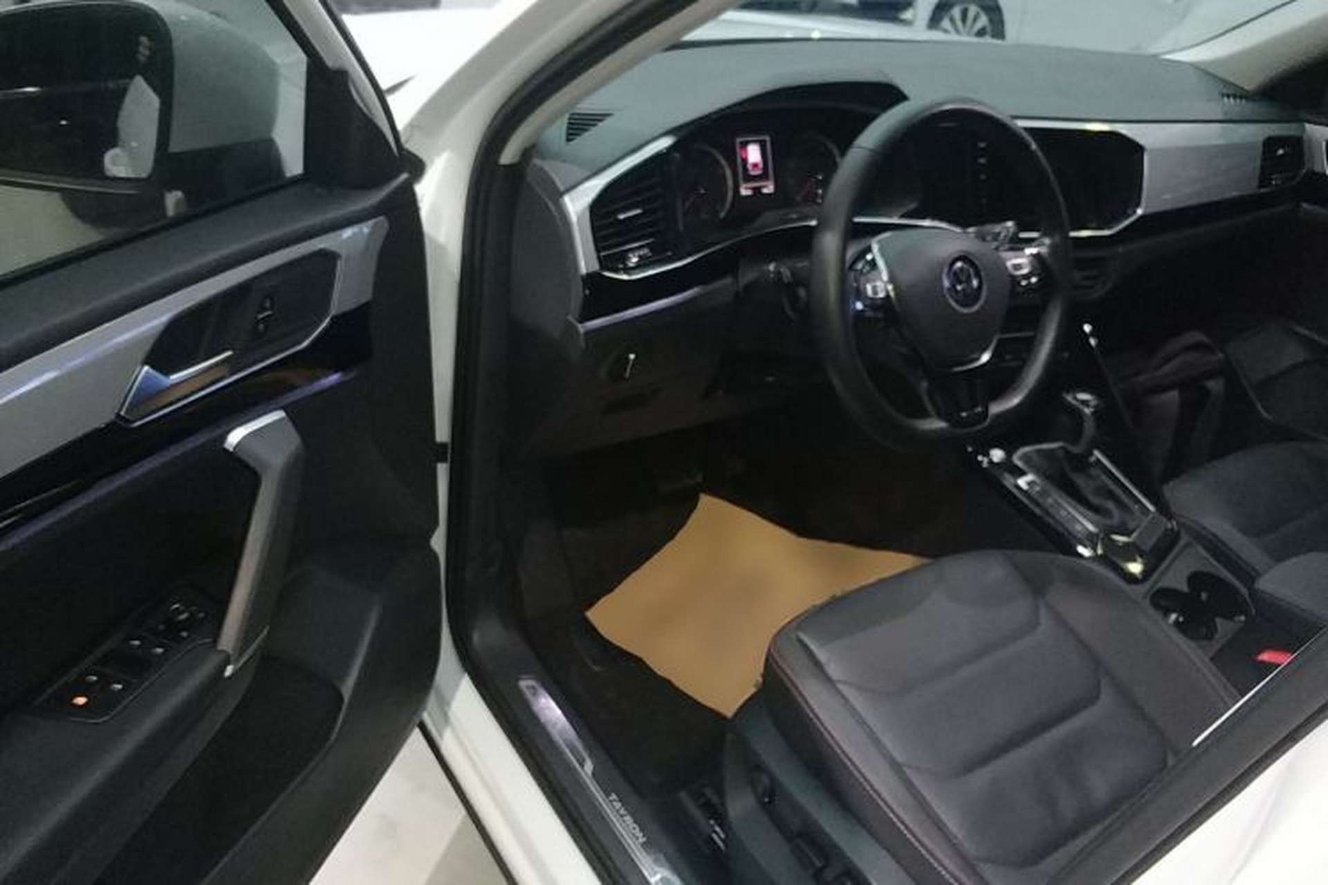 Used Volkswagen Tayron 2020 330TSI Two-Wheel Drive Luxury Smart Connectivity Version Driver Seat