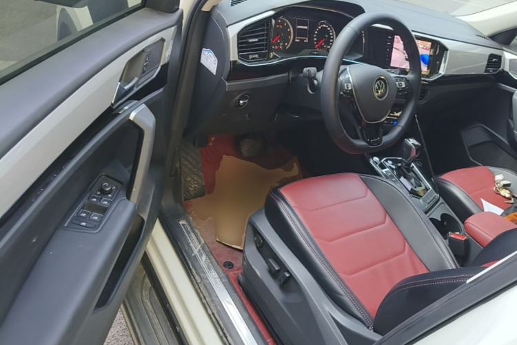 Used Volkswagen Tayron 2020 280TSI Two-Wheel Drive Luxury Connect Edition Driver Seat