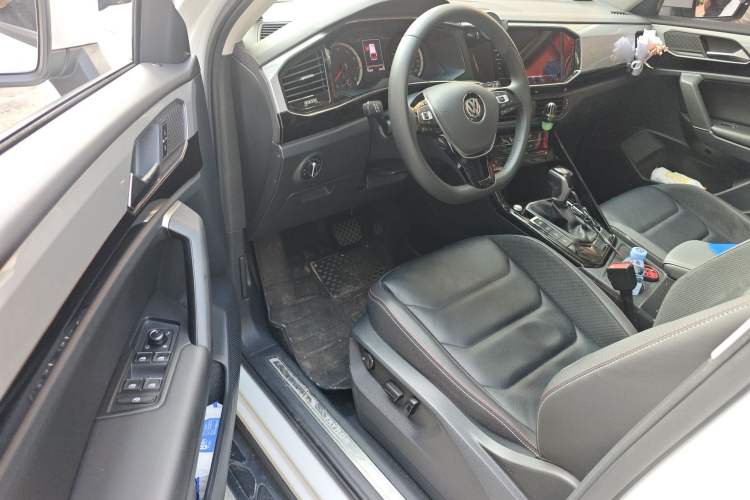 Used Volkswagen Tayron 2020 330TSI Two-Wheel Drive Luxury Smart Connectivity Version Driver Seat