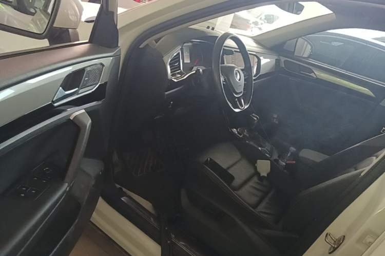 Used Volkswagen Tayron 2020 330TSI Two-Wheel Drive Luxury Smart Connectivity Version Driver Seat