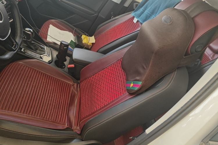 Used Volkswagen Tayron 2020 330TSI Two-Wheel Drive Luxury Connected Pro Edition Driver Seat