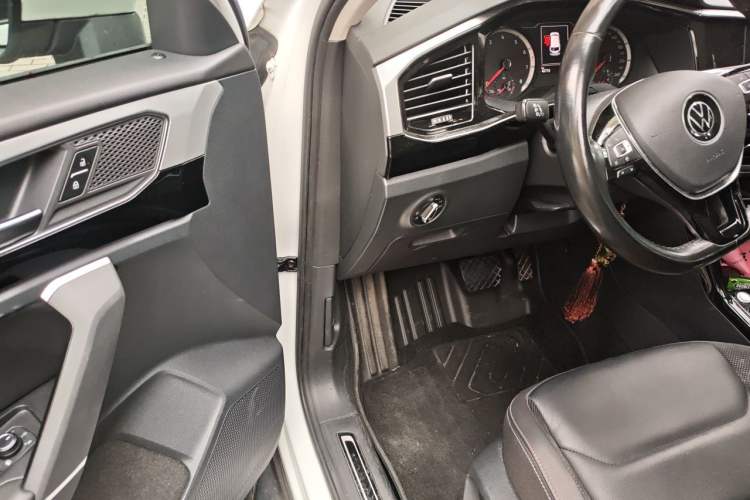 Used Volkswagen Tayron 2020 330TSI Two-Wheel Drive Luxury Smart Connectivity Version Driver Seat