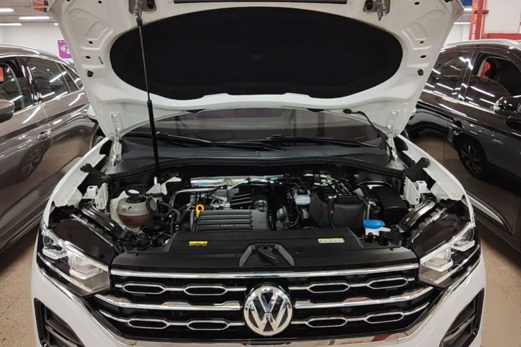 Used Volkswagen Tayron 2020 280TSI Two-Wheel Drive Luxury Connect Edition Engine Bay