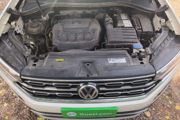 Used Volkswagen Tayron 2020 330TSI Two-Wheel Drive Luxury Connected Pro Edition Engine Bay