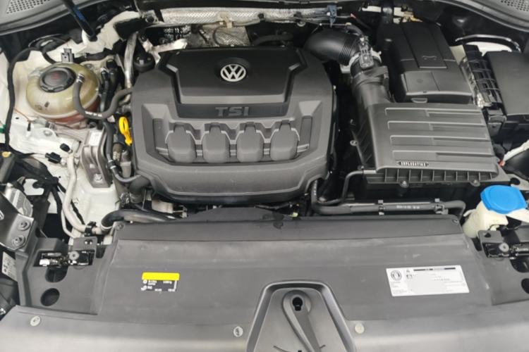 Used Volkswagen Tayron 2020 330TSI Two-Wheel Drive Luxury Smart Connectivity Version Engine Bay