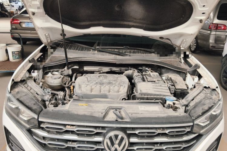Used Volkswagen Tayron 2020 330TSI Two-Wheel Drive Luxury Smart Connectivity Version Engine Bay