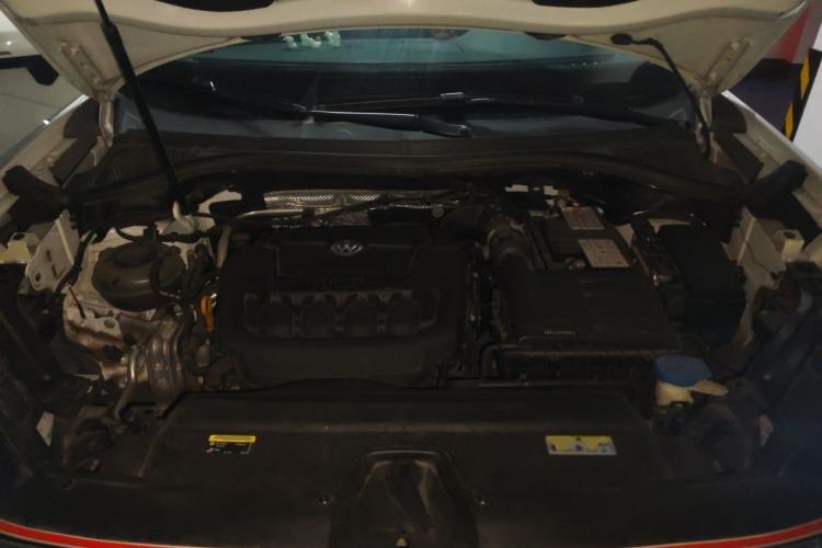 Used Volkswagen Tayron 2020 330TSI Two-Wheel Drive Luxury Smart Connectivity Version Engine Bay