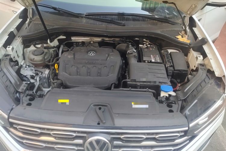 Used Volkswagen Tayron 2020 330TSI Two-Wheel Drive Luxury Smart Connectivity Version Engine Bay
