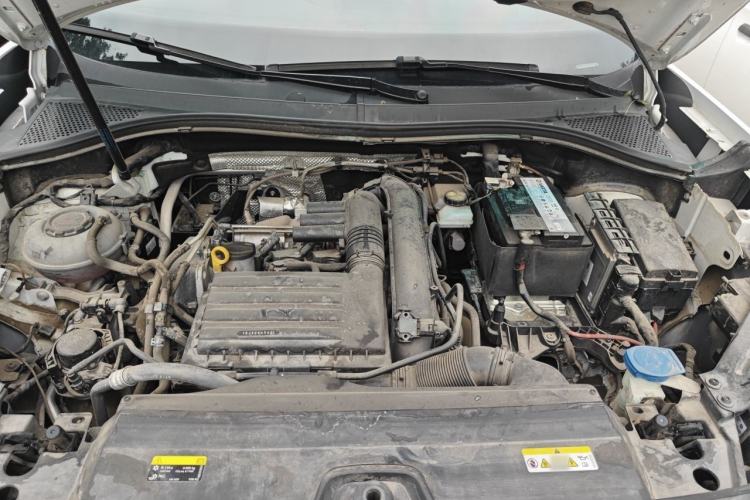 Used Volkswagen Tayron 2020 280TSI Two-Wheel Drive Luxury Connect Edition Engine Bay