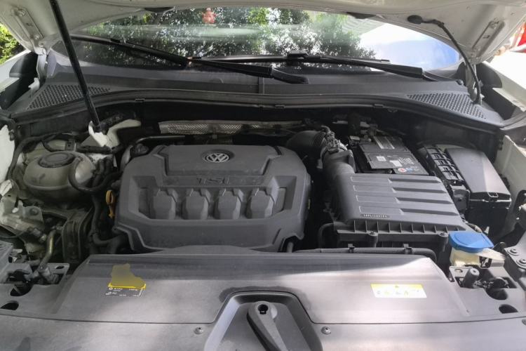 Used Volkswagen Tayron 2020 330TSI Two-Wheel Drive Luxury Smart Connectivity Version Engine Bay