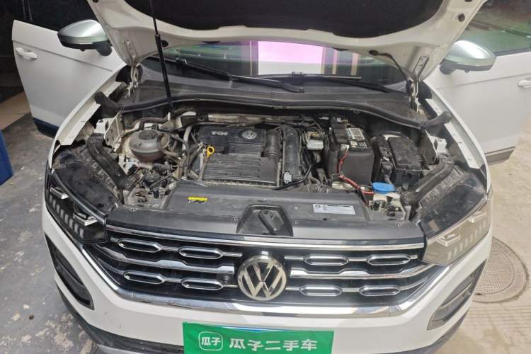 Used Volkswagen Tayron 2020 280TSI Two-Wheel Drive Luxury Connect Edition Engine Bay