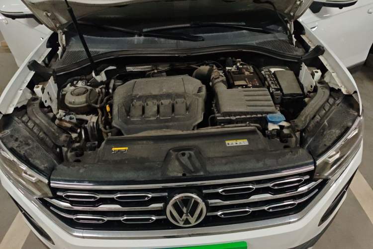Used Volkswagen Tayron 2020 330TSI Two-Wheel Drive Luxury Connected Pro Edition Engine Bay