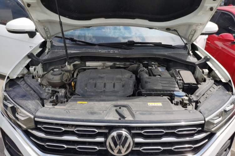 Used Volkswagen Tayron 2020 330TSI Two-Wheel Drive Luxury Smart Connectivity Version Engine Bay