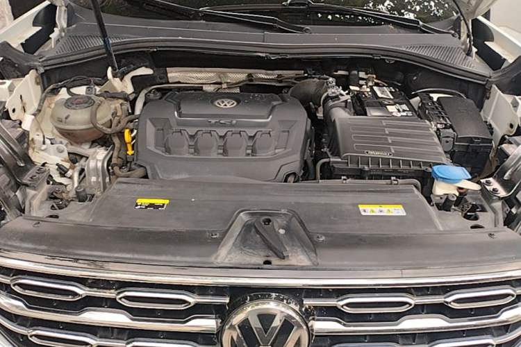 Used Volkswagen Tayron 2020 330TSI Two-Wheel Drive Luxury Smart Connectivity Version Engine Bay