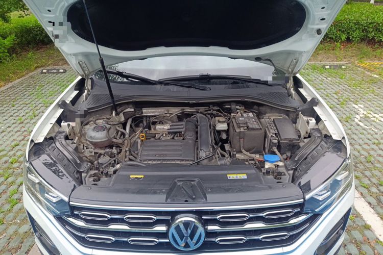Used Volkswagen Tayron 2020 280TSI Two-Wheel Drive Luxury Connect Edition Engine Bay