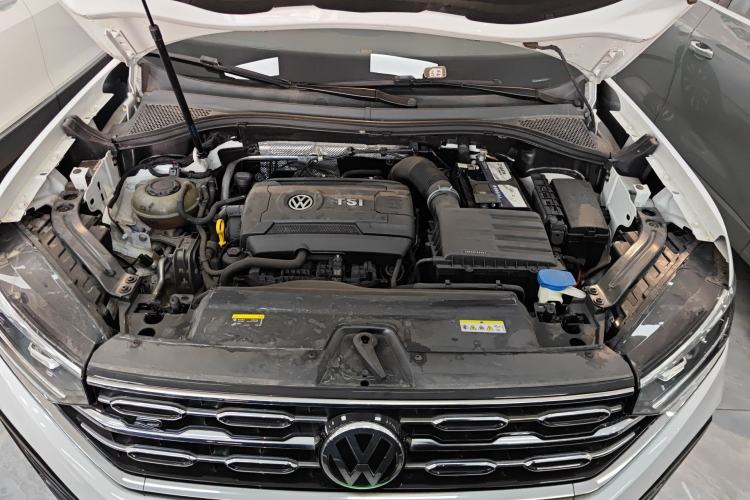 Used Volkswagen Tayron 2020 380TSI All-Wheel Drive R-Line Connected Version Engine Bay