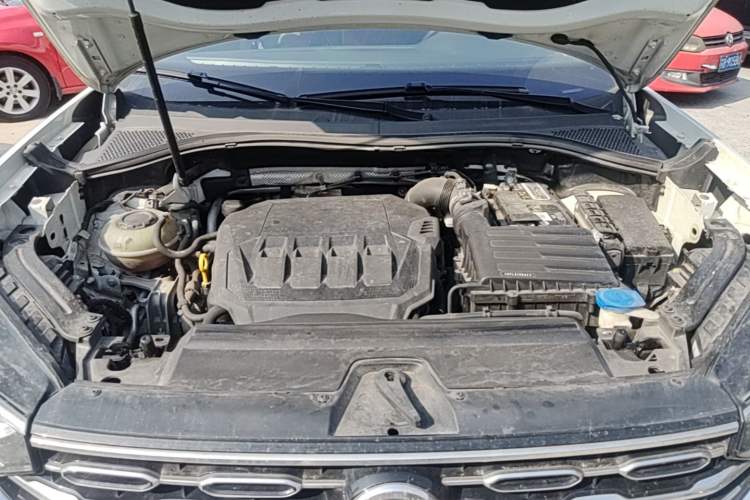 Used Volkswagen Tayron 2020 330TSI Two-Wheel Drive Luxury Smart Connectivity Version Engine Bay