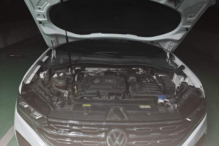 Used Volkswagen Tayron 2020 380TSI All-Wheel Drive R-Line Connected Version Engine Bay