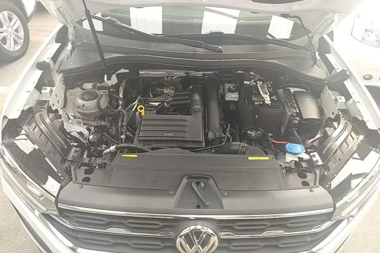 Used Volkswagen Tayron 2020 280TSI Two-Wheel Drive Comfort Connect Edition Engine Bay