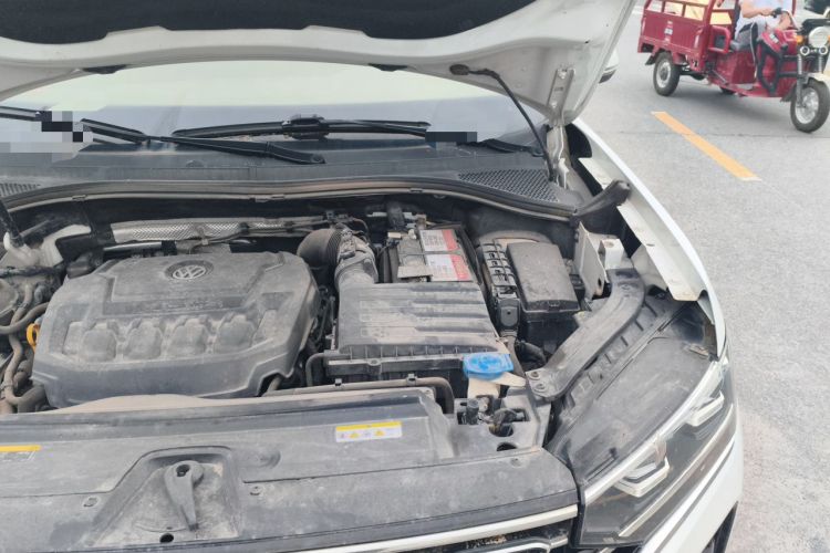Used Volkswagen Tayron 2020 330TSI Two-Wheel Drive Luxury Smart Connectivity Version Engine Bay Left