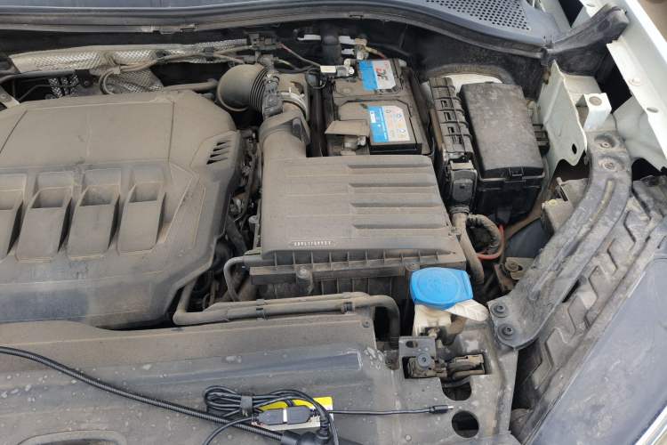 Used Volkswagen Tayron 2020 330TSI Two-Wheel Drive Luxury Smart Connectivity Version Engine Bay Left
