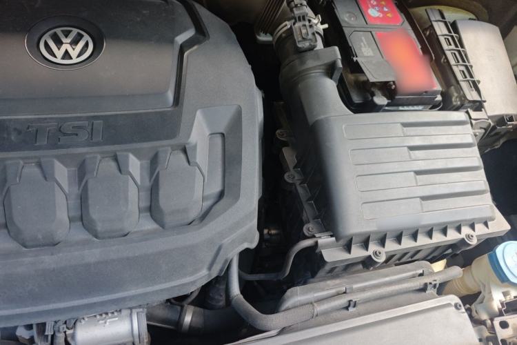 Used Volkswagen Tayron 2020 330TSI Two-Wheel Drive Luxury Smart Connectivity Version Engine Bay Left