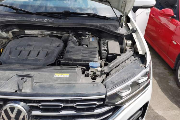 Used Volkswagen Tayron 2020 330TSI Two-Wheel Drive Luxury Smart Connectivity Version Engine Bay Left