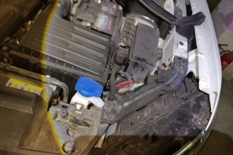 Used Volkswagen Tayron 2020 330TSI Two-Wheel Drive Luxury Smart Connectivity Version Engine Bay Left