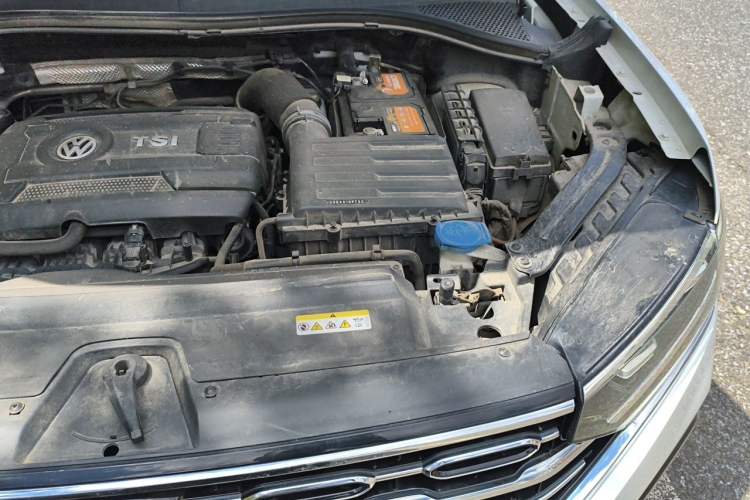 Used Volkswagen Tayron 2020 380TSI All-Wheel Drive R-Line Connected Version Engine Bay Left