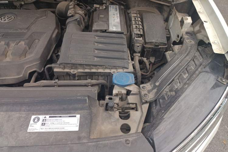 Used Volkswagen Tayron 2020 330TSI Two-Wheel Drive Luxury Smart Connectivity Version Engine Bay Left