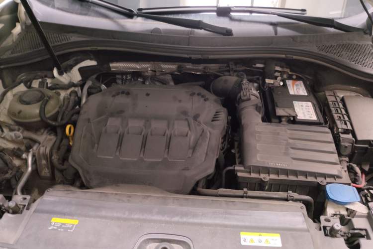 Used Volkswagen Tayron 2020 330TSI Two-Wheel Drive Luxury Smart Connectivity Version Engine Bay Left