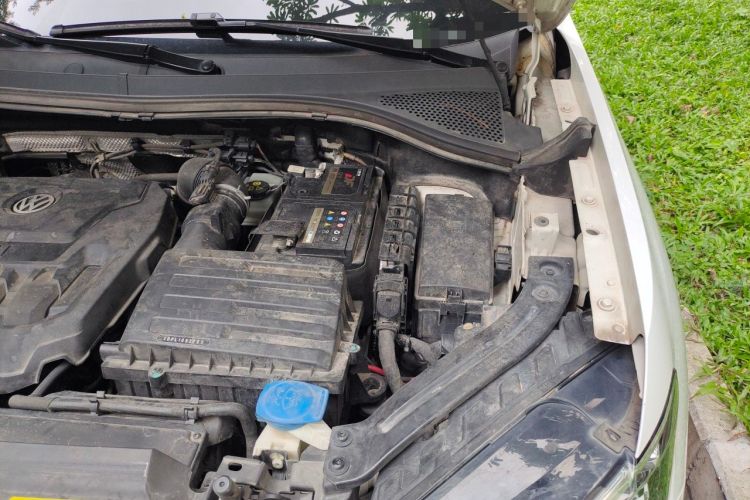 Used Volkswagen Tayron 2020 330TSI Two-Wheel Drive Luxury Smart Connectivity Version Engine Bay Left