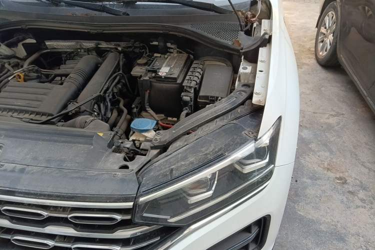 Used Volkswagen Tayron 2020 280TSI Two-Wheel Drive Comfort Connect Edition Engine Bay Left