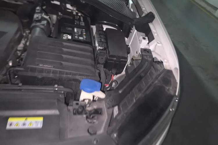 Used Volkswagen Tayron 2020 330TSI Two-Wheel Drive Luxury Smart Connectivity Version Engine Bay Left