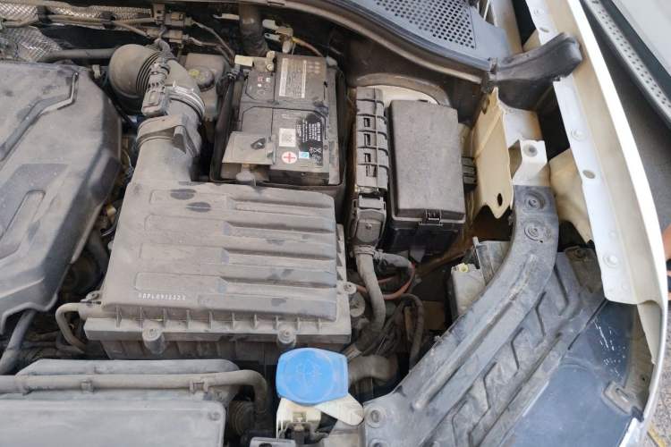 Used Volkswagen Tayron 2020 330TSI Two-Wheel Drive Luxury Smart Connectivity Version Engine Bay Left