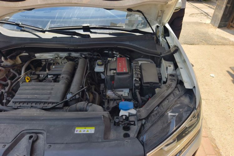 Used Volkswagen Tayron 2020 280TSI Two-Wheel Drive Comfort Connect Edition Engine Bay Left