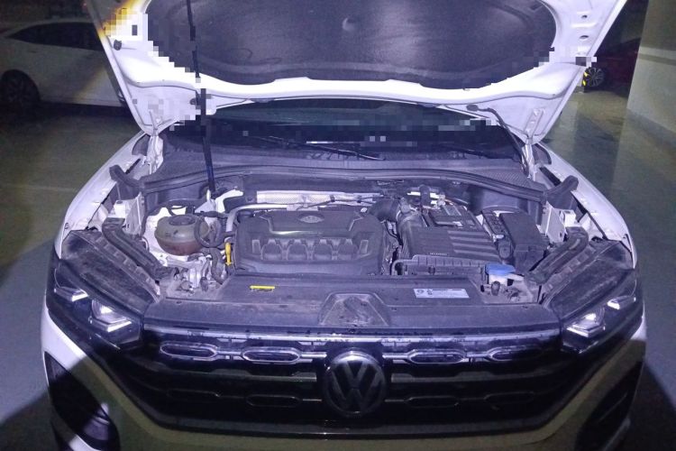 Used Volkswagen Tayron 2020 330TSI Two-Wheel Drive Luxury Smart Connectivity Version Engine Bay