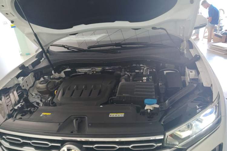 Used Volkswagen Tayron 2020 330TSI Two-Wheel Drive Luxury Connected Pro Edition Engine Bay