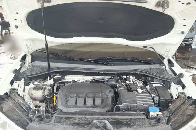 Used Volkswagen Tayron 2020 330TSI Two-Wheel Drive Luxury Connected Pro Edition Engine Bay