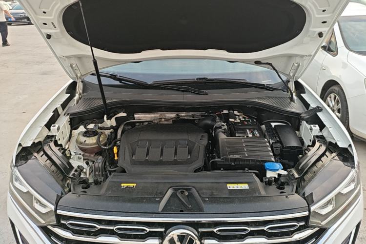 Used Volkswagen Tayron 2020 330TSI Two-Wheel Drive Luxury Connected Pro Edition Engine Bay