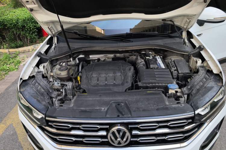Used Volkswagen Tayron 2020 330TSI Two-Wheel Drive Luxury Connected Pro Edition Engine Bay