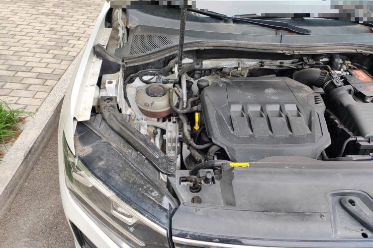 Used Volkswagen Tayron 2020 330TSI Two-Wheel Drive Luxury Smart Connectivity Version Engine Bay Right