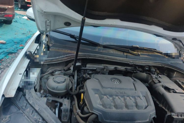 Used Volkswagen Tayron 2020 330TSI Two-Wheel Drive Luxury Smart Connectivity Version Engine Bay Right