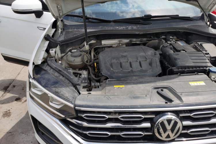 Used Volkswagen Tayron 2020 330TSI Two-Wheel Drive Luxury Smart Connectivity Version Engine Bay Right
