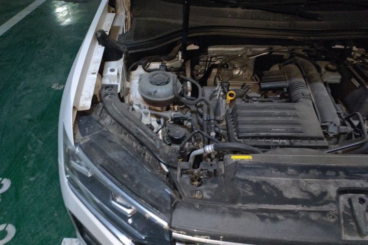 Used Volkswagen Tayron 2020 280TSI Two-Wheel Drive Luxury Connect Edition Engine Bay Right