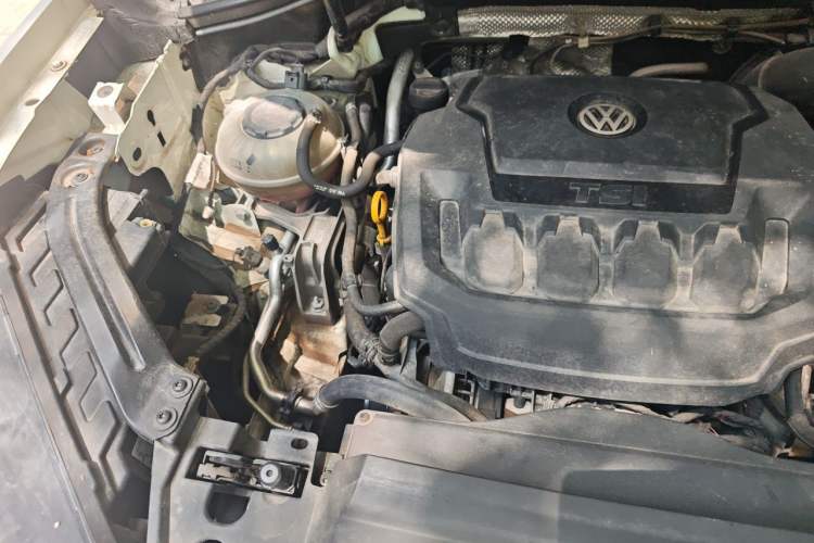 Used Volkswagen Tayron 2020 330TSI Two-Wheel Drive Luxury Smart Connectivity Version Engine Bay Right
