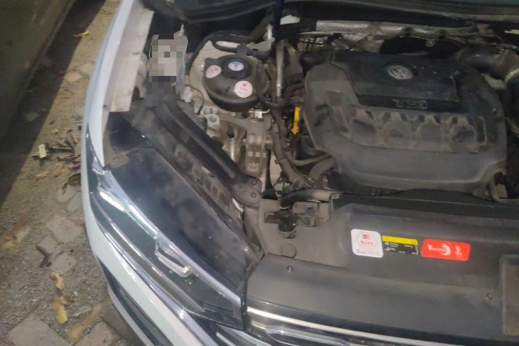 Used Volkswagen Tayron 2020 330TSI Two-Wheel Drive Luxury Smart Connectivity Version Engine Bay Right