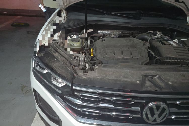 Used Volkswagen Tayron 2020 330TSI Two-Wheel Drive Luxury Connected Pro Edition Engine Bay Right